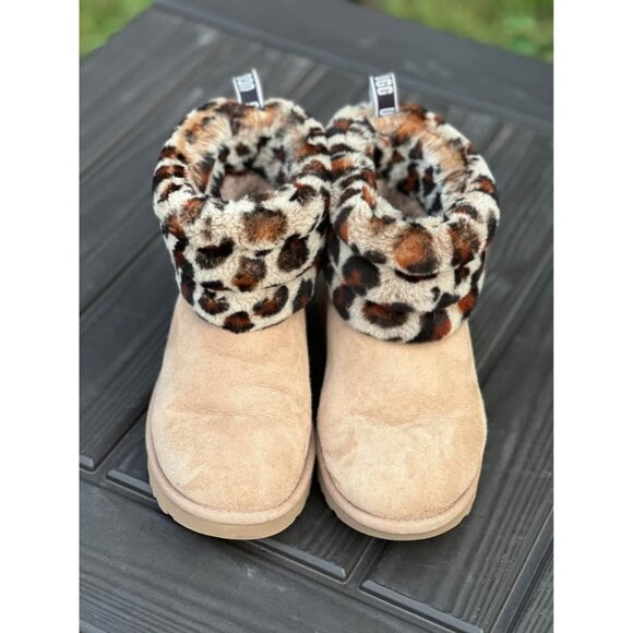 UGG fluff ankle boots. Womens 7. - Picture 4 of 5